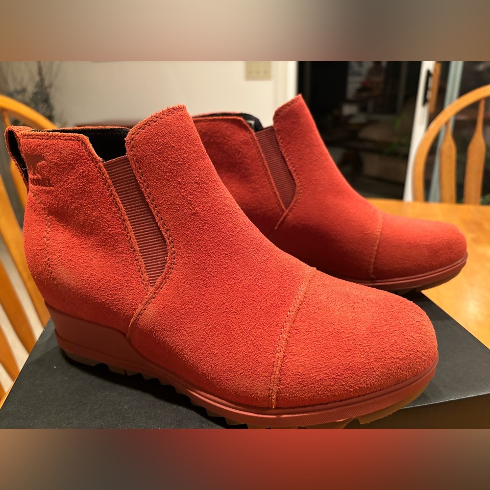 Sorel evie pull on 7.5